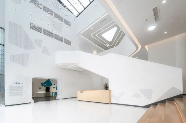 6種常見(jiàn)的展廳空間設(shè)計(jì)造型：讓空間自己開(kāi)口說(shuō)話