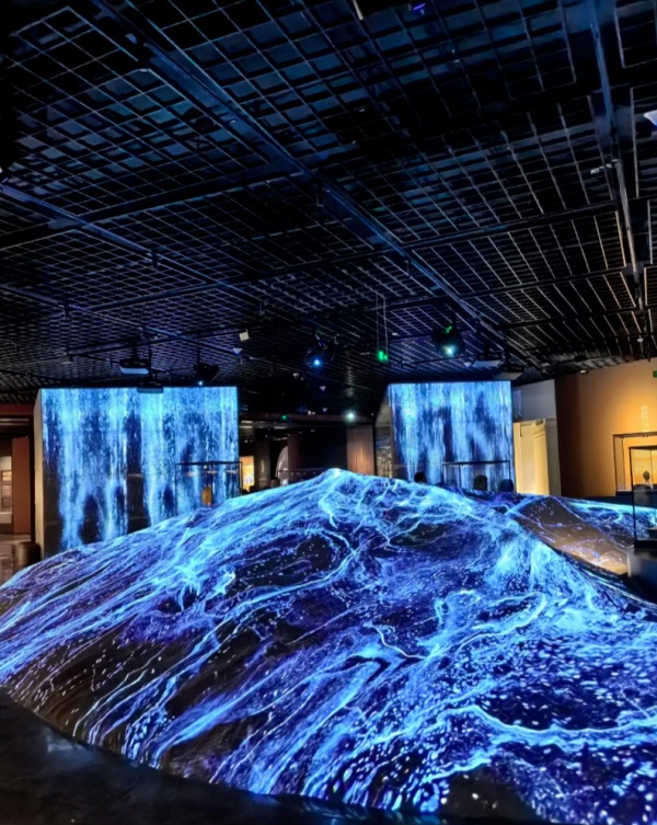 耗資9億的寧波彌勒數(shù)字博物館！年輕人在這里拜佛許愿?。?！