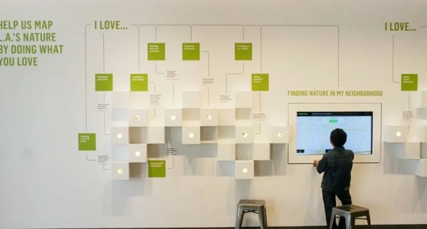 告別單調！5種展品+展墻組合，讓展廳層次感拉滿