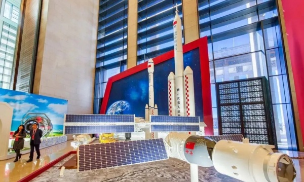 筑基強國路:中國制造‘十四五’成就展廳設(shè)計